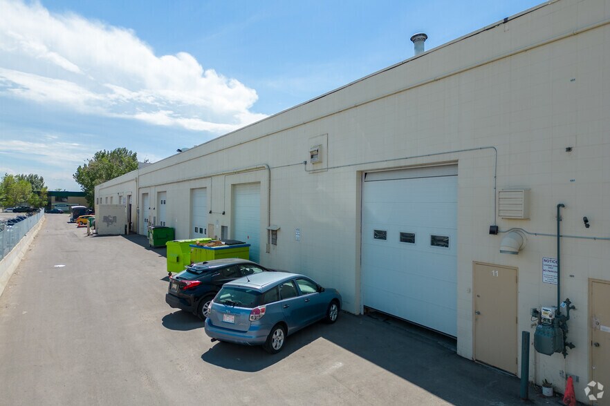 More Photos Of 1420 40th Ave NE, Calgary Warehouse For Sale