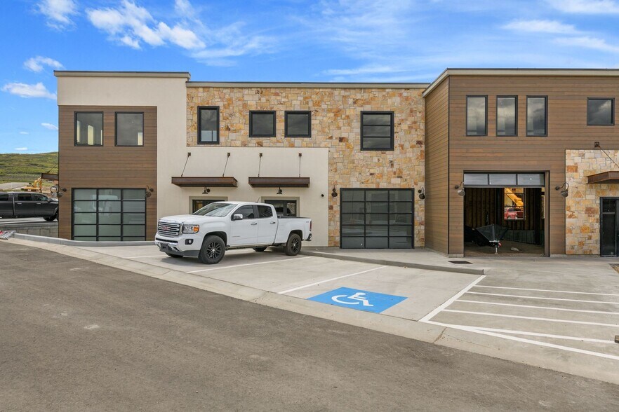 Primary Photo Of 4554 Forestdale Dr, Park City Light Manufacturing For Sale