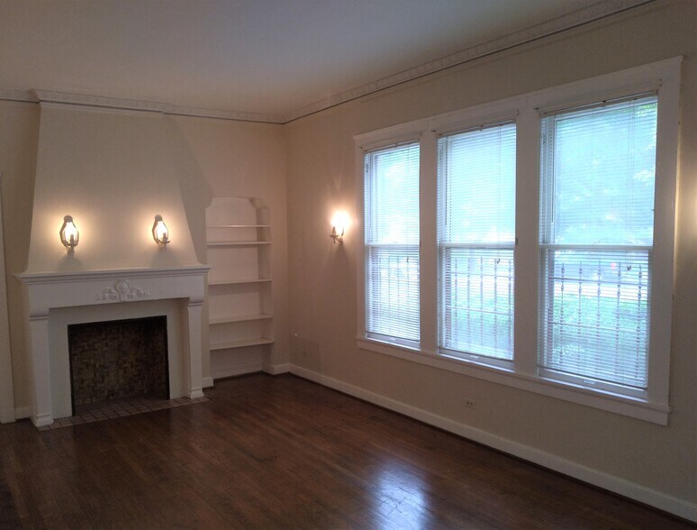 More Photos Of 219 W Magnolia Ave, San Antonio Apartments For Sale