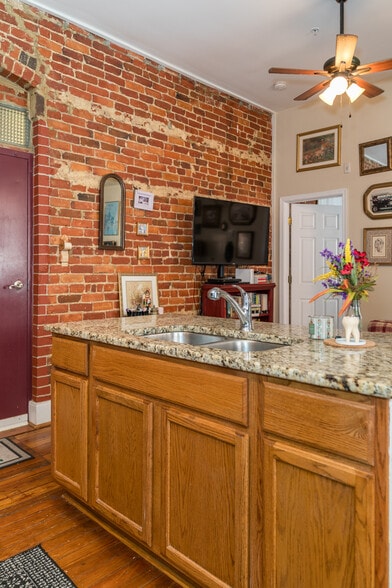 More Photos Of 417 W Grace St, Richmond Apartments For Sale