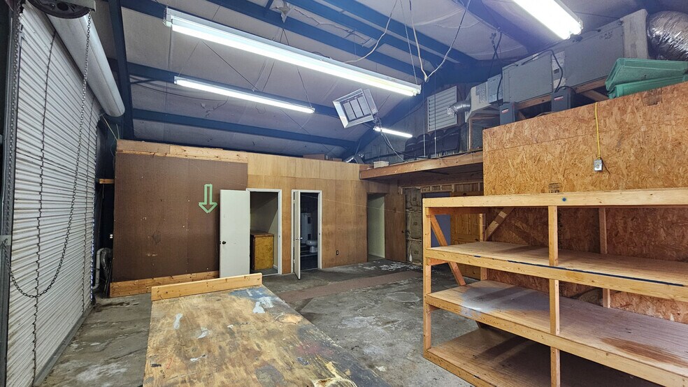 More Photos Of 5987 Highway 441, Wiley Storefront Retail Office For Sale