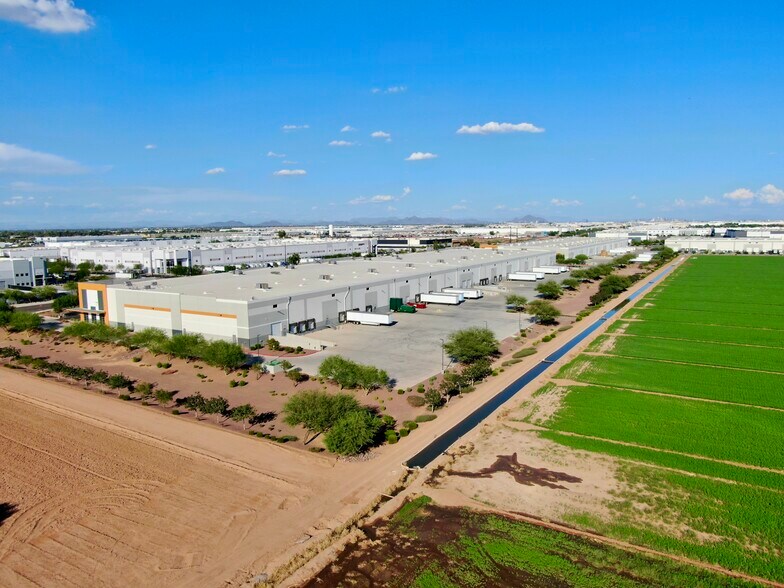 More Photos Of 9393 W Buckeye Rd, Tolleson Unknown For Lease