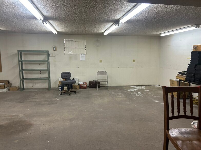 More Photos Of 420 S Federal Blvd, Denver Office For Sale