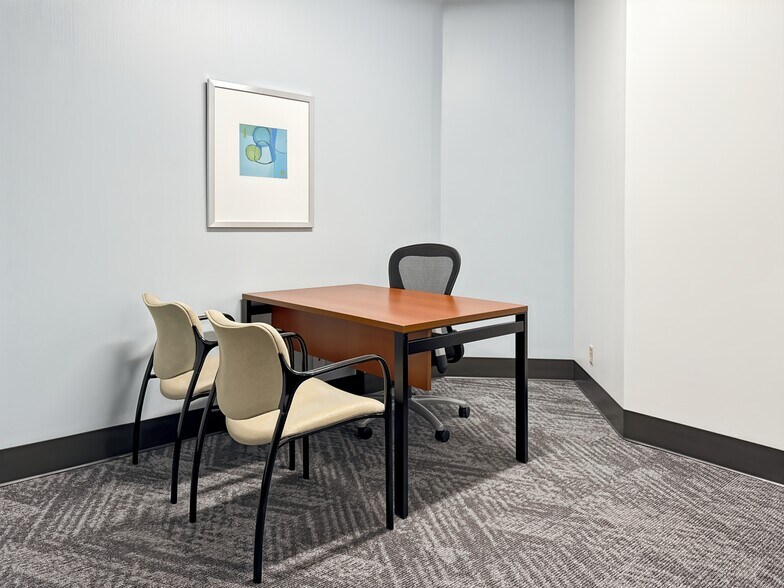 More Photos Of 2255 Glades Rd, Boca Raton Coworking Space