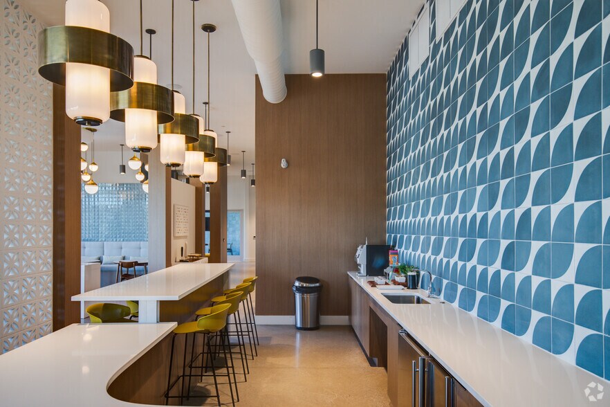 More Photos Of 6601 E McDowell Rd, Scottsdale Apartments For Lease