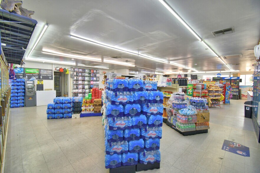 More Photos Of 16311 Highway 27, Lake Wales Service Station For Sale