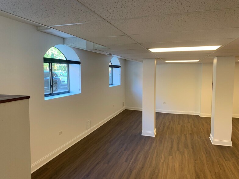 More Photos Of 5200-5206 S Harper Ave, Chicago Apartments For Lease