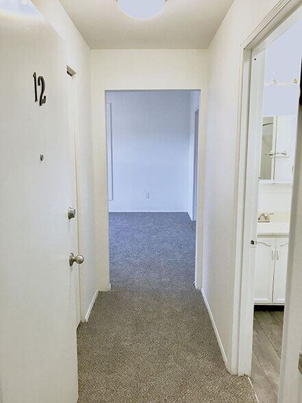 More Photos Of 701-711 E Pike St, Seattle Apartments For Sale