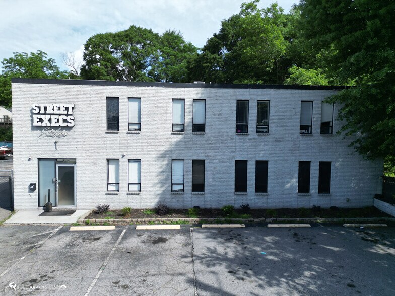 More Photos Of 1740 Defoor Pl NW, Atlanta Office For Sale