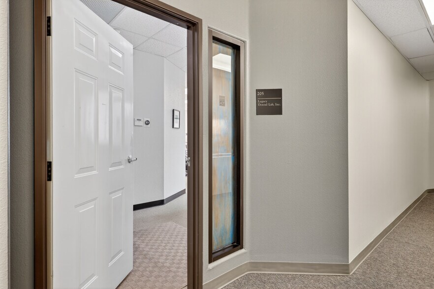 More Photos Of 12354 E Caley Ave, Centennial Medical For Sale