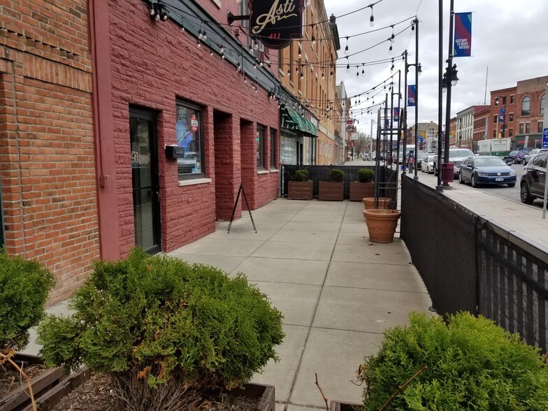 More Photos Of 411 N Salina St, Syracuse Specialty For Sale