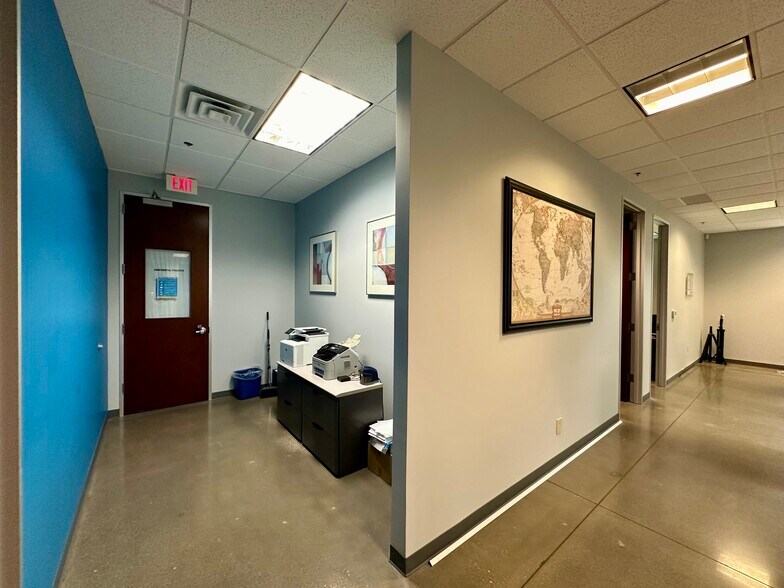 More Photos Of 3301 Matrix Dr, Richardson Research And Development For Sale