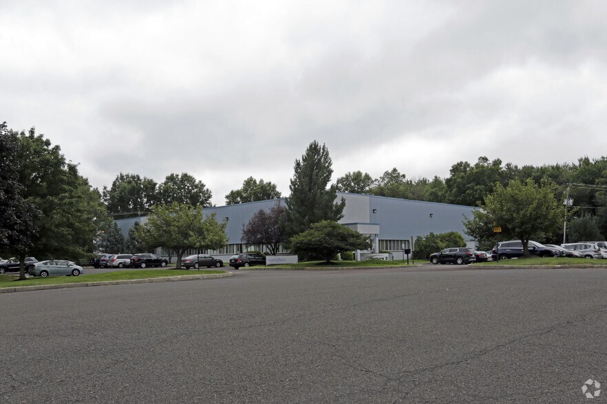Primary Photo Of 2801 Sterling Dr, Hatfield Light Manufacturing For Lease