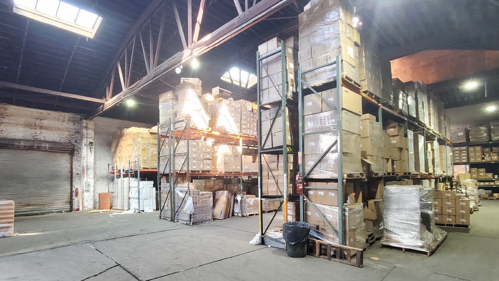 More Photos Of 744 Clinton St, Brooklyn Warehouse For Lease