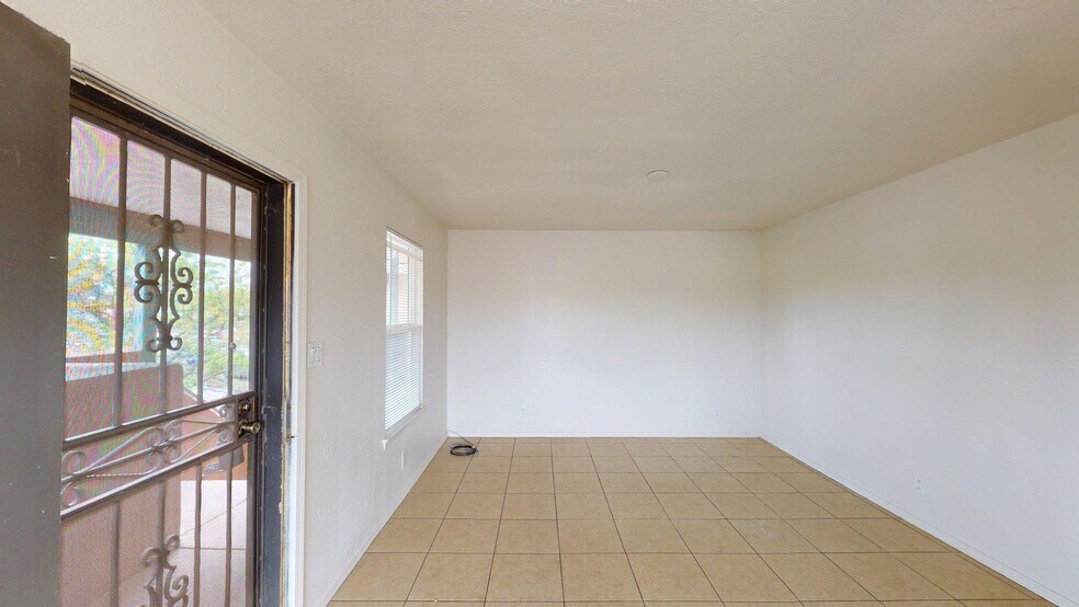 More Photos Of 1809 Girard Blvd SE, Albuquerque Apartments For Sale