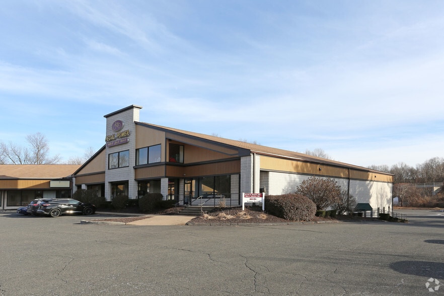 More Photos Of 520 Hartford Tpke, Vernon Freestanding For Lease