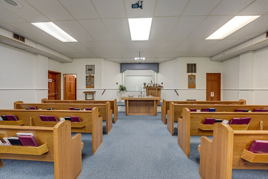 More Photos Of 1600 N Main St, Culpeper Lodge Meeting Hall For Sale
