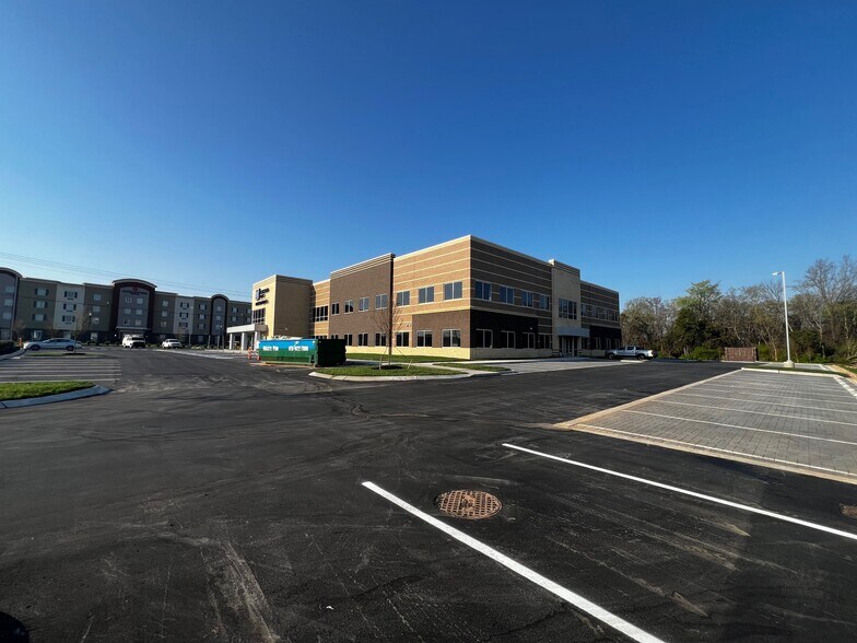 More Photos Of 115 Willard Hagan Dr, Lebanon Office For Lease