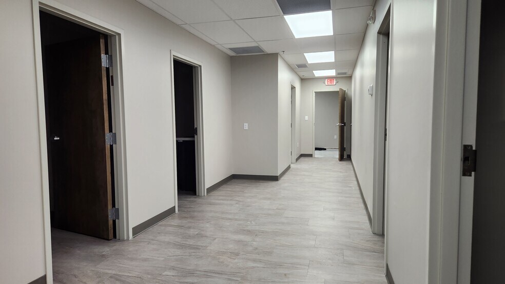 More Photos Of 4834 Socialville Foster Rd, Mason Medical For Lease