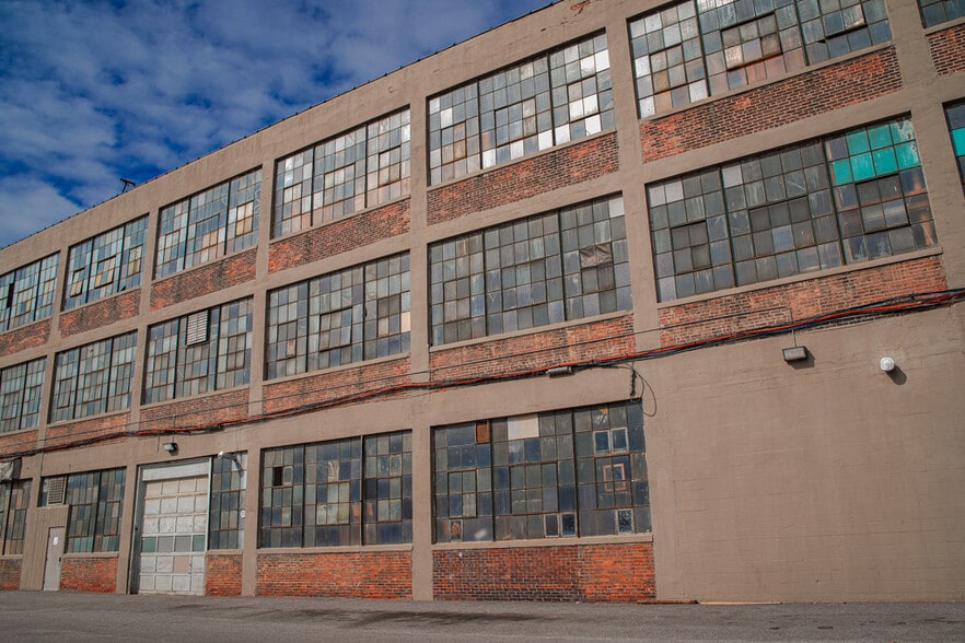 More Photos Of 13000 Athens Ave, Lakewood Warehouse For Lease