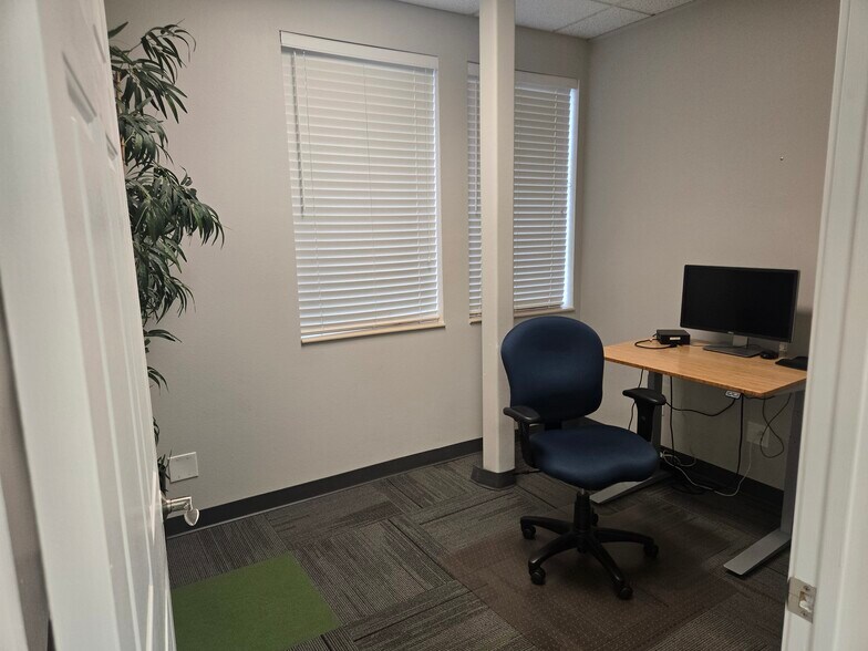 More Photos Of 3204-3210 N Canyon Rd, Provo Office For Lease