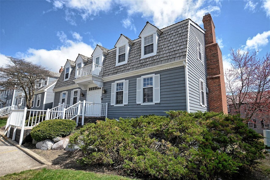 More Photos Of 1626 W Colonial Pky, Inverness Office For Sale