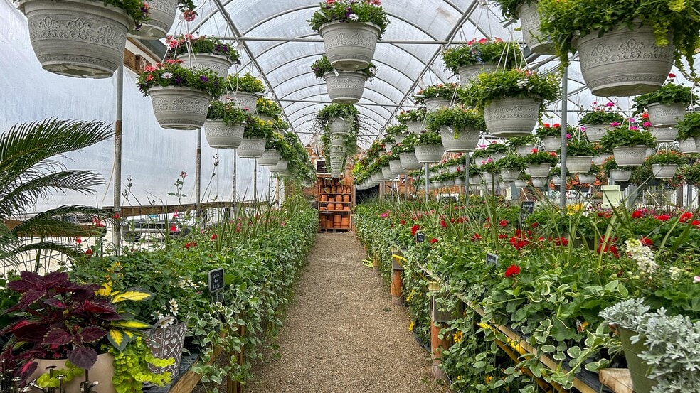 More Photos Of 720 N Broadway St, Spring Valley Garden Center For Sale