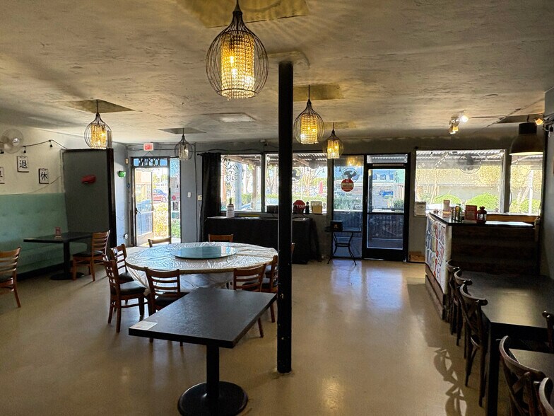 More Photos Of 4957 Diane Ave, San Diego Freestanding For Lease