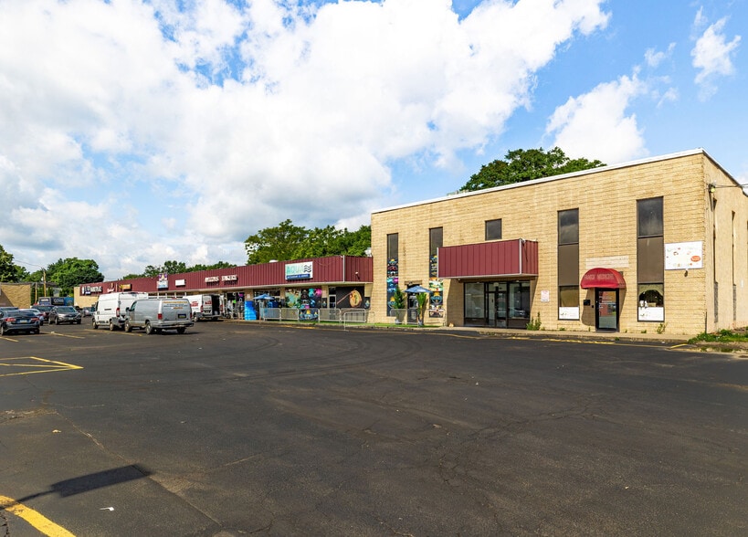 More Photos Of , Wilkes-Barre General Retail For Sale