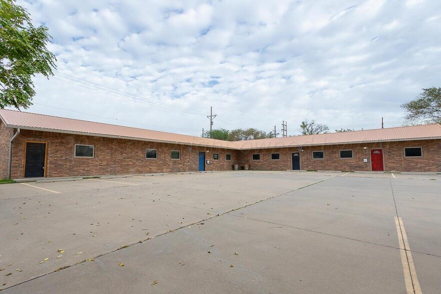 Primary Photo Of 211 N Buchanan St, Amarillo Storefront For Sale