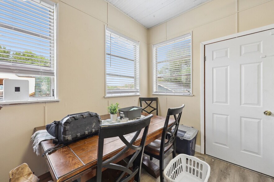 More Photos Of 1520 Island Rd, Circleville Multifamily For Sale