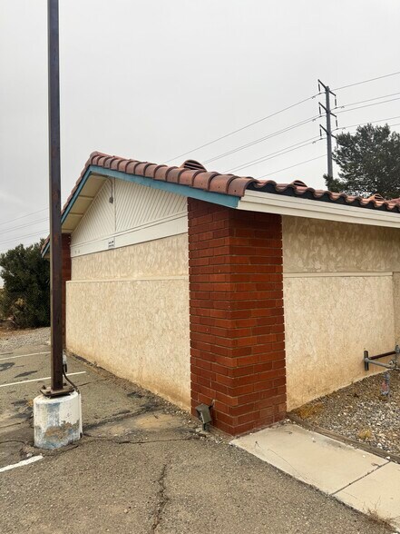 Primary Photo Of 17537 Montezuma St, Adelanto Lodge Meeting Hall For Sale