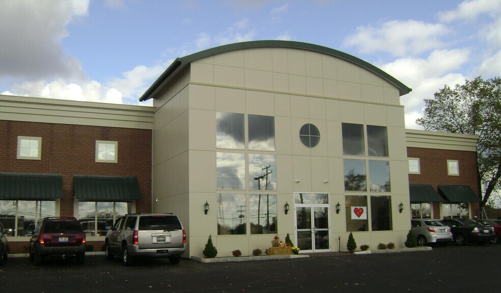 More Photos Of 32875 Solon Rd, Solon Medical For Lease