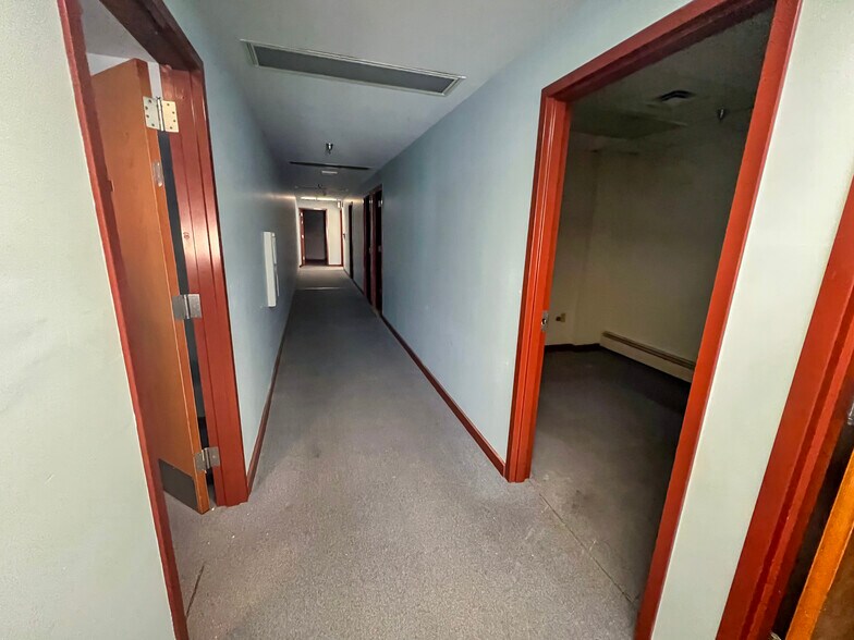 More Photos Of 320 Adams Ave, Scranton Office For Sale