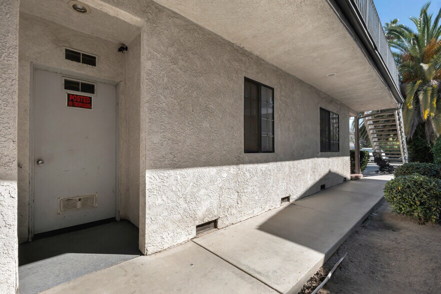 More Photos Of 8807 Canby Ave Ave, Northridge Apartments For Sale