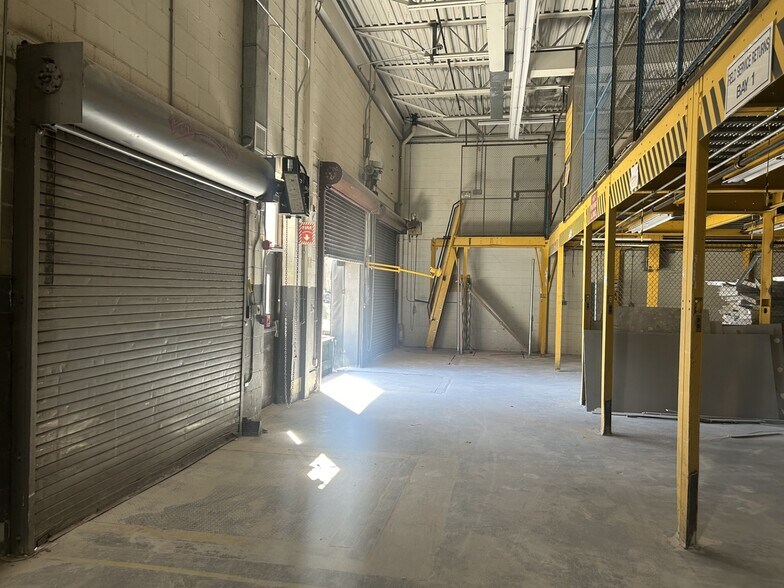 More Photos Of 36 Apple Ridge Rd, Danbury Manufacturing For Sale