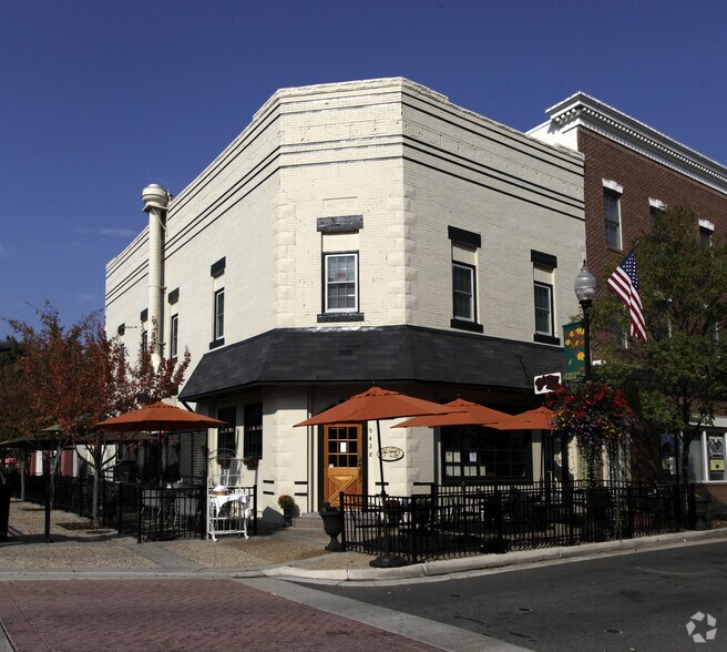 More Photos Of 9426-9428 Battle St, Manassas Storefront Retail Office For Lease