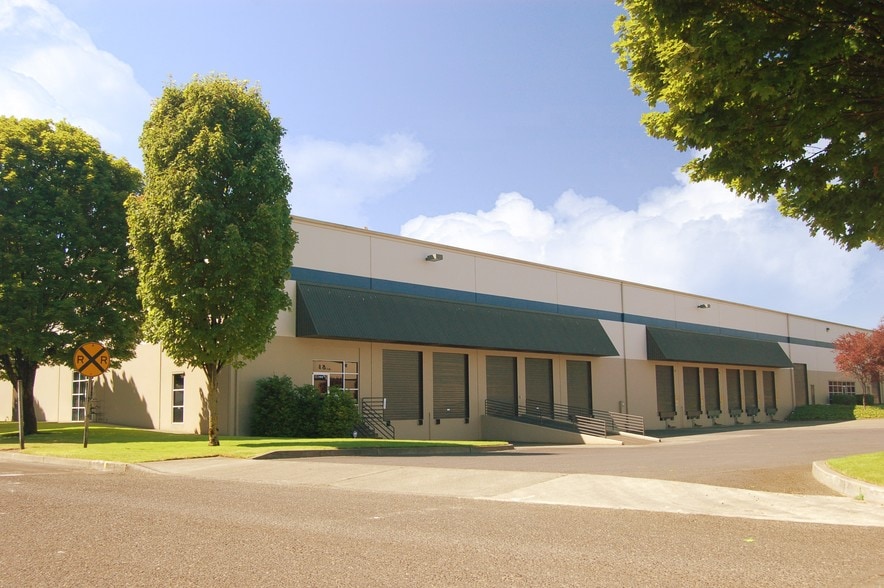 More Photos Of 2119 SE Columbia Way, Vancouver Unknown For Lease