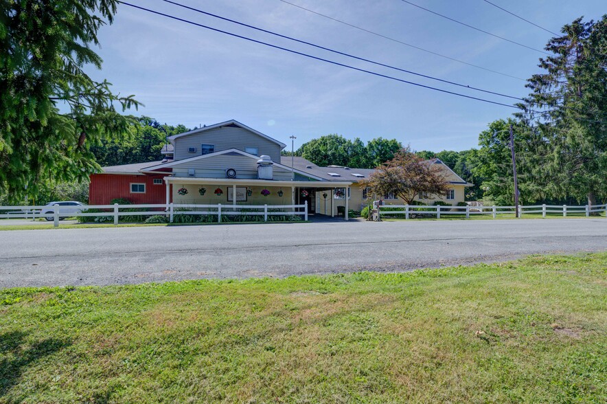 Primary Photo Of 160 Creamery Rd, Greenville Restaurant For Sale