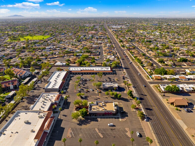 More Photos Of 2111 S Alma School Rd, Mesa General Retail For Sale