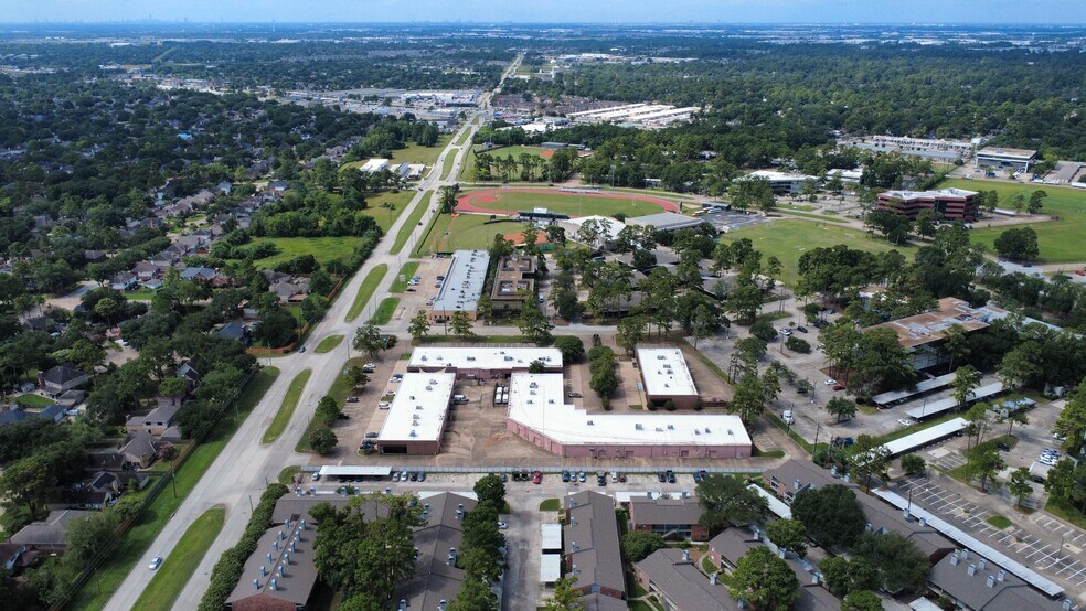 More Photos Of 14503 Bammel North Houston Rd, Houston Research And Development For Lease