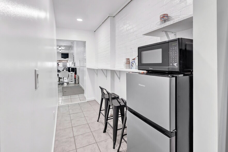 More Photos Of 6 Woodward Ave, Norwalk General Retail For Sale