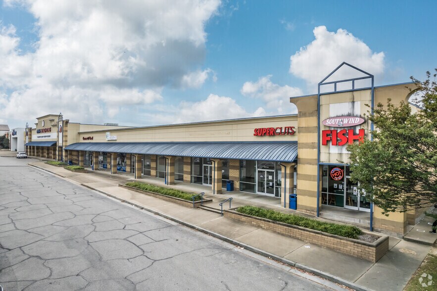 Primary Photo Of 7915-7931 Winchester Rd, Memphis Freestanding For Lease