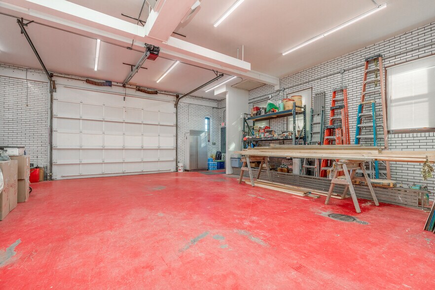 More Photos Of 6970 Olive Blvd, University City Loft Creative Space For Sale