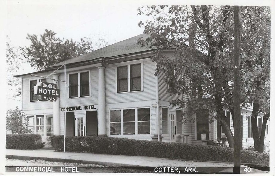 More Photos Of 110 Mc Lean Ave, Cotter Hotel For Sale