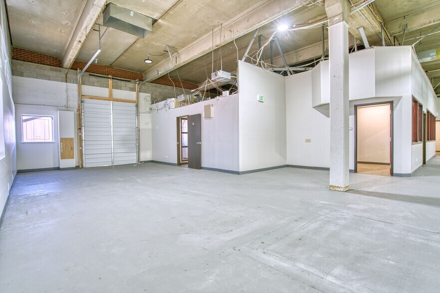 More Photos Of 2590 W 2nd Ave, Denver Flex For Lease