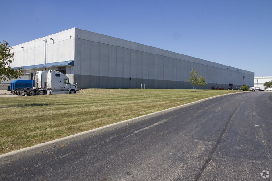 More Photos Of 2727 London-Groveport Rd, Groveport Distribution For Lease