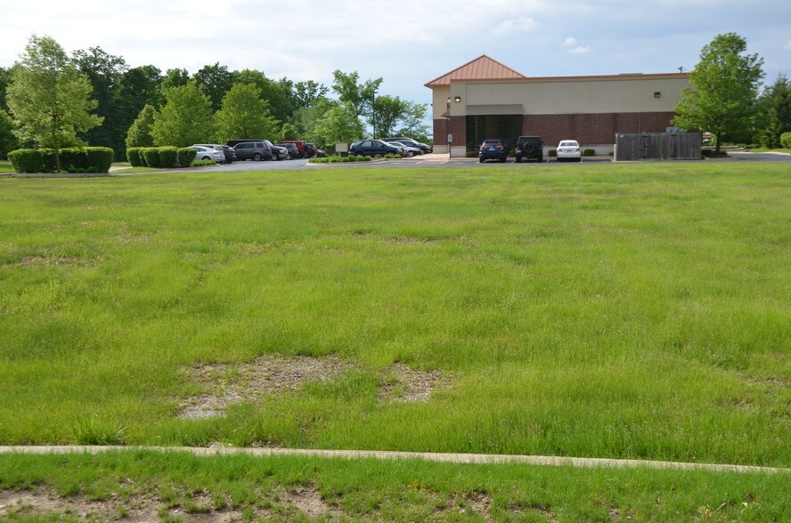 More Photos Of 47 Saravanos Dr, Yorkville Land For Sale