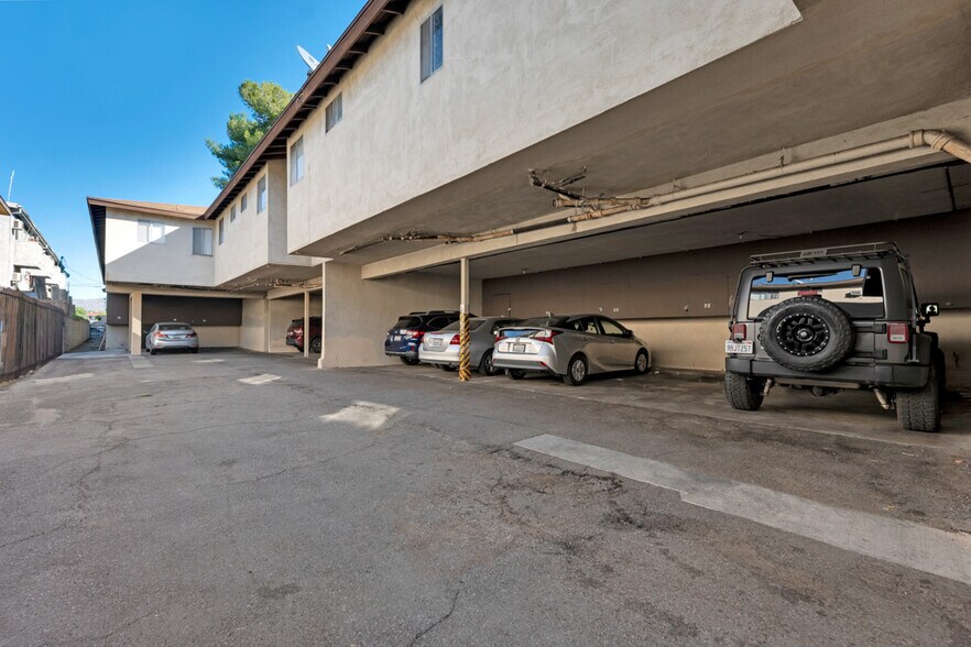 More Photos Of 18350 Napa St, Northridge Apartments For Sale