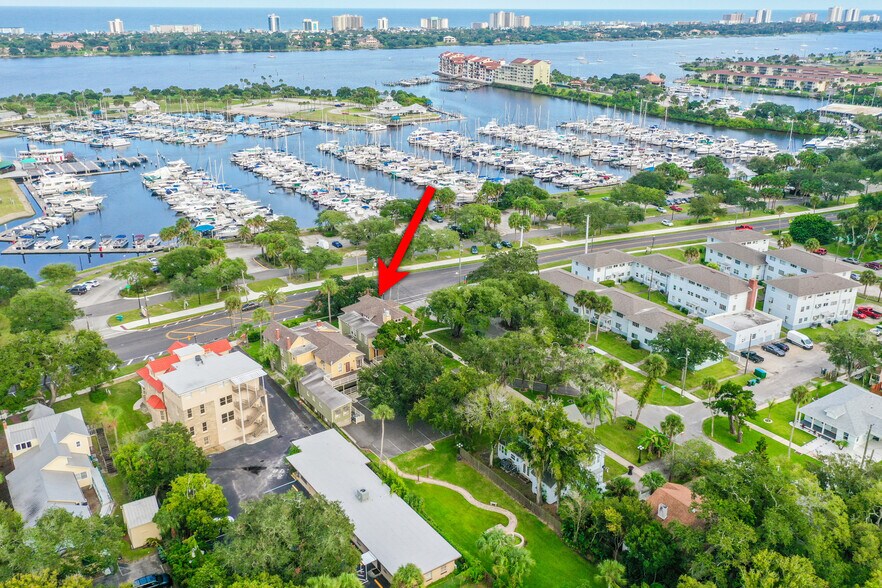 More Photos Of 444 S Beach St, Daytona Beach Hospitality For Sale